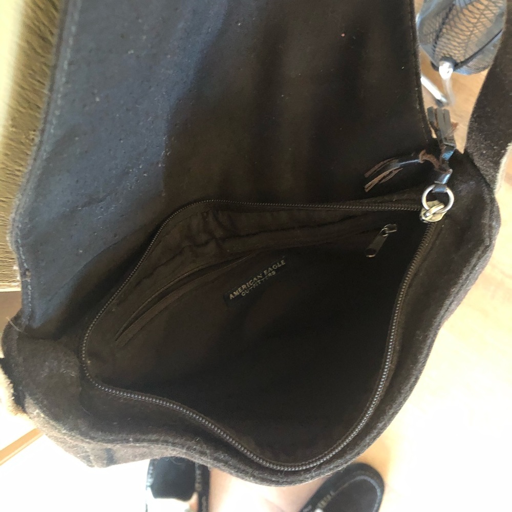 AEO will Shoulder Bag - Picture 6 of 8